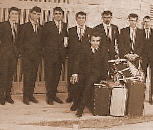 Young migrants ready to board the Achille Lauro, February 1969